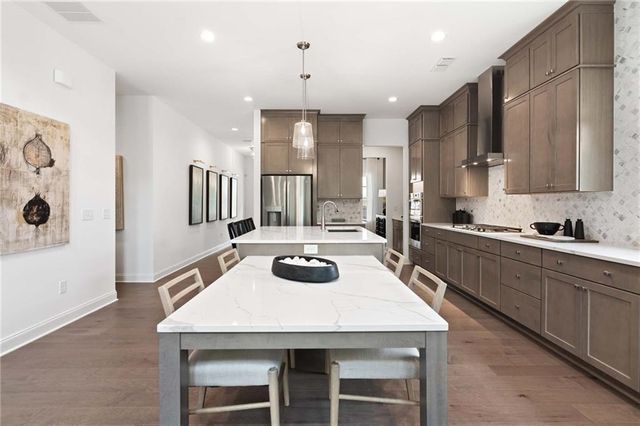 100 East Harbor Drive, Dawsonville, GA 30534