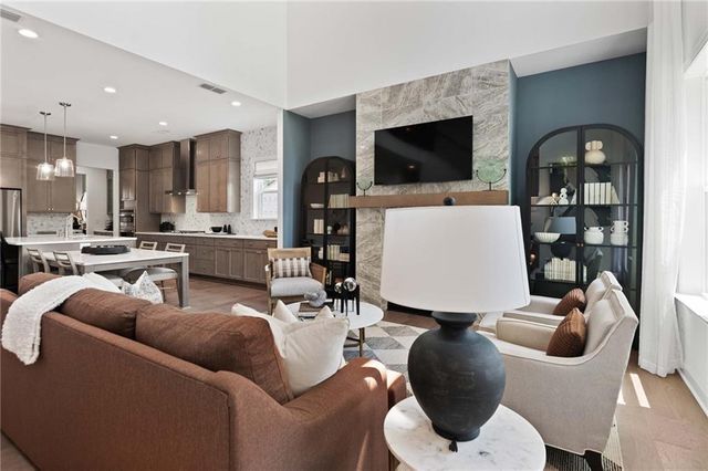 100 East Harbor Drive, Dawsonville, GA 30534