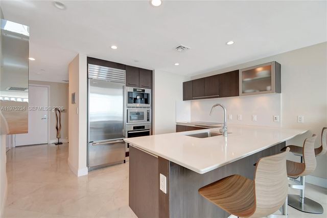 17001 Collins Ave 2006, Sunny Isles Beach, FL 33160