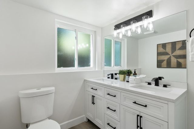 904 Larkspur Drive, Burlingame, CA 94010