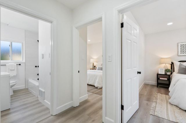 904 Larkspur Drive, Burlingame, CA 94010