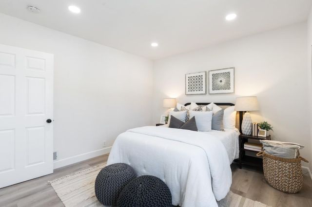 904 Larkspur Drive, Burlingame, CA 94010