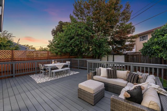 904 Larkspur Drive, Burlingame, CA 94010