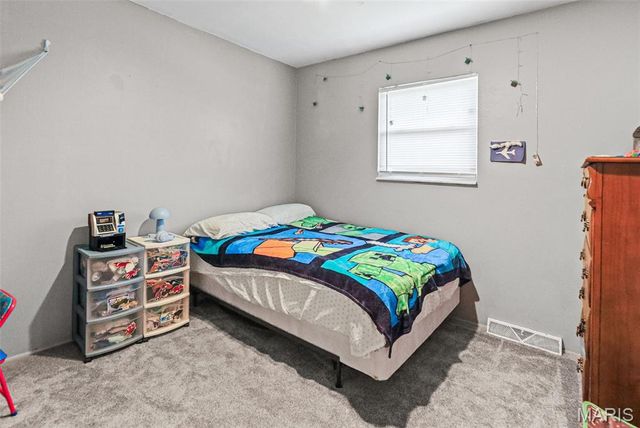 2713 Angela Drive, Granite City, IL 62040