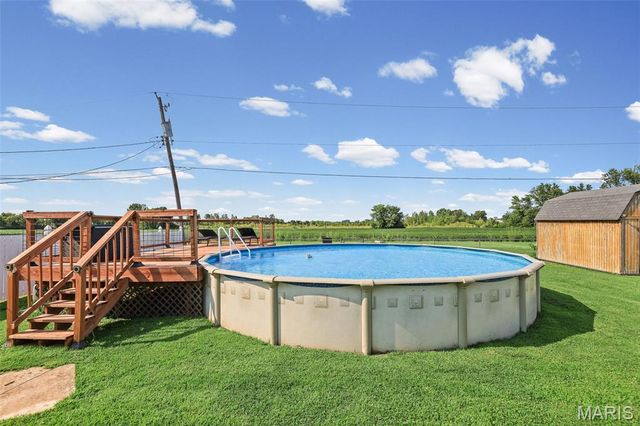 2713 Angela Drive, Granite City, IL 62040