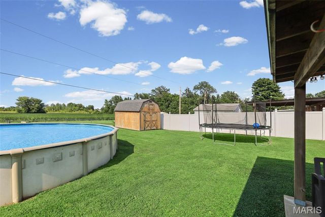 2713 Angela Drive, Granite City, IL 62040