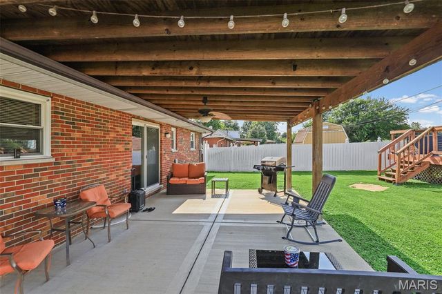 2713 Angela Drive, Granite City, IL 62040