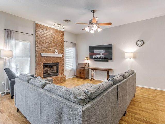 917 Goshawk Drive, Norman, OK 73072