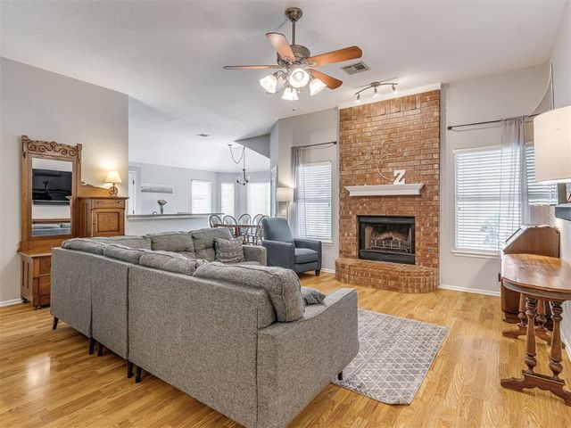 917 Goshawk Drive, Norman, OK 73072