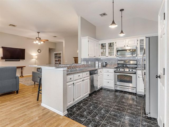 917 Goshawk Drive, Norman, OK 73072