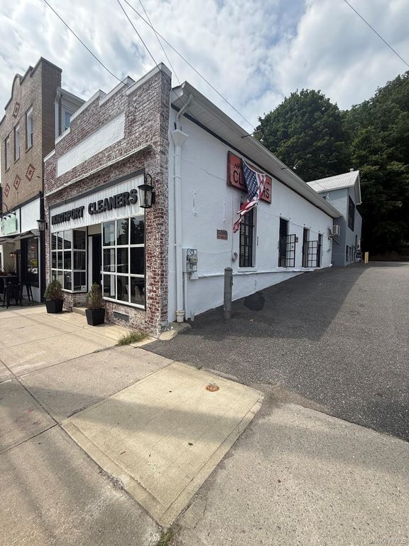 251 Main, Northport, NY 11768 — exterior