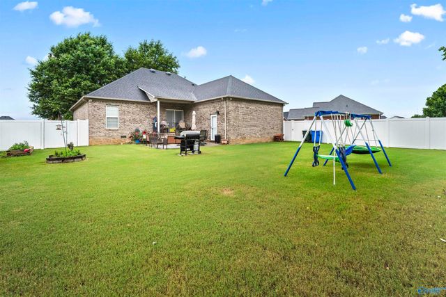 17300 Browning Drive, Athens, AL 35611
