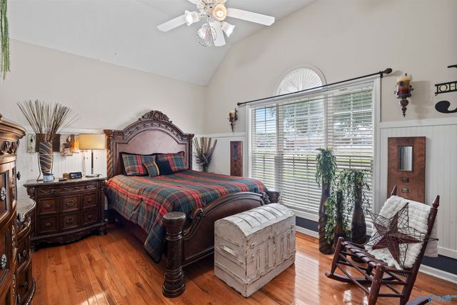 17300 Browning Drive, Athens, AL 35611