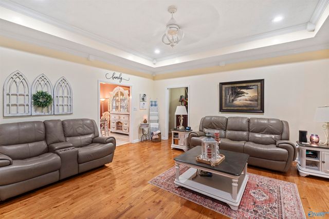 17300 Browning Drive, Athens, AL 35611