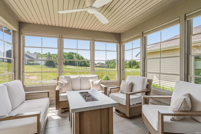9337 Colchester Terrace, Fort Wayne, IN 46825