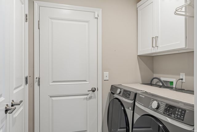 9337 Colchester Terrace, Fort Wayne, IN 46825