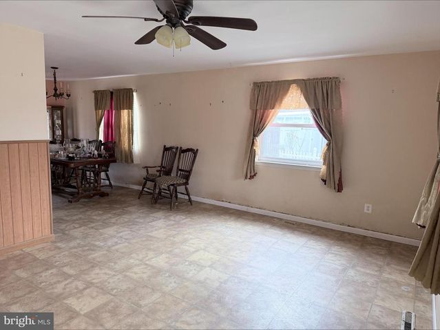 909 SHAR LANE BLVD, Millville, NJ 08332