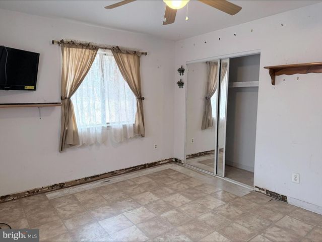 909 SHAR LANE BLVD, Millville, NJ 08332