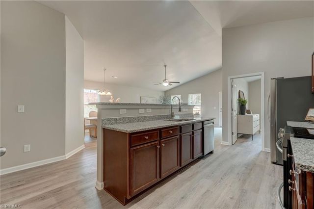 157 Delia Run, Madison, NC 27025