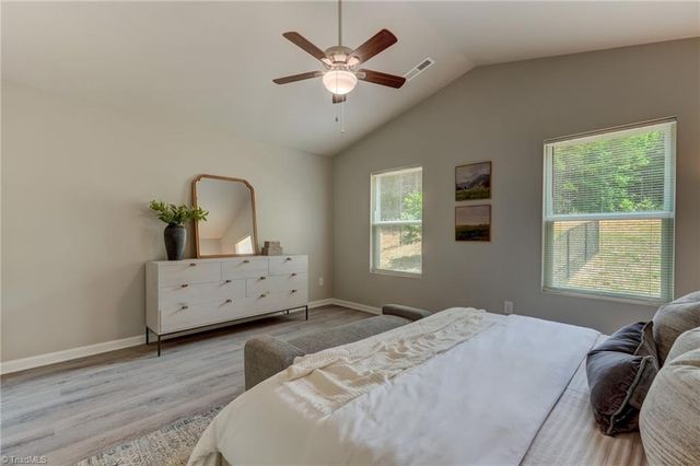 157 Delia Run, Madison, NC 27025