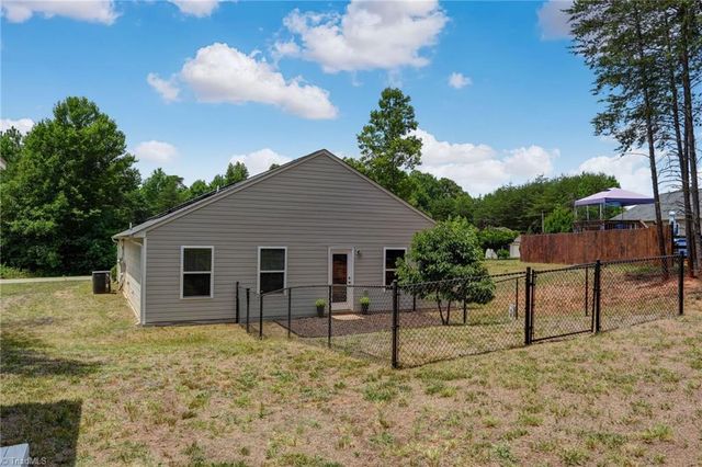 157 Delia Run, Madison, NC 27025
