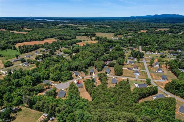 157 Delia Run, Madison, NC 27025
