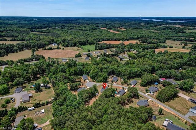 157 Delia Run, Madison, NC 27025