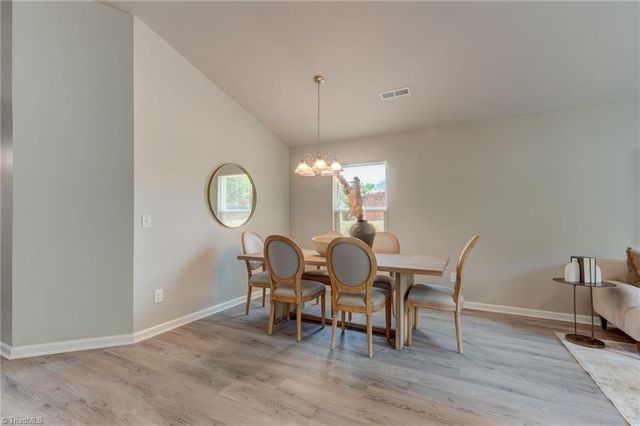 157 Delia Run, Madison, NC 27025