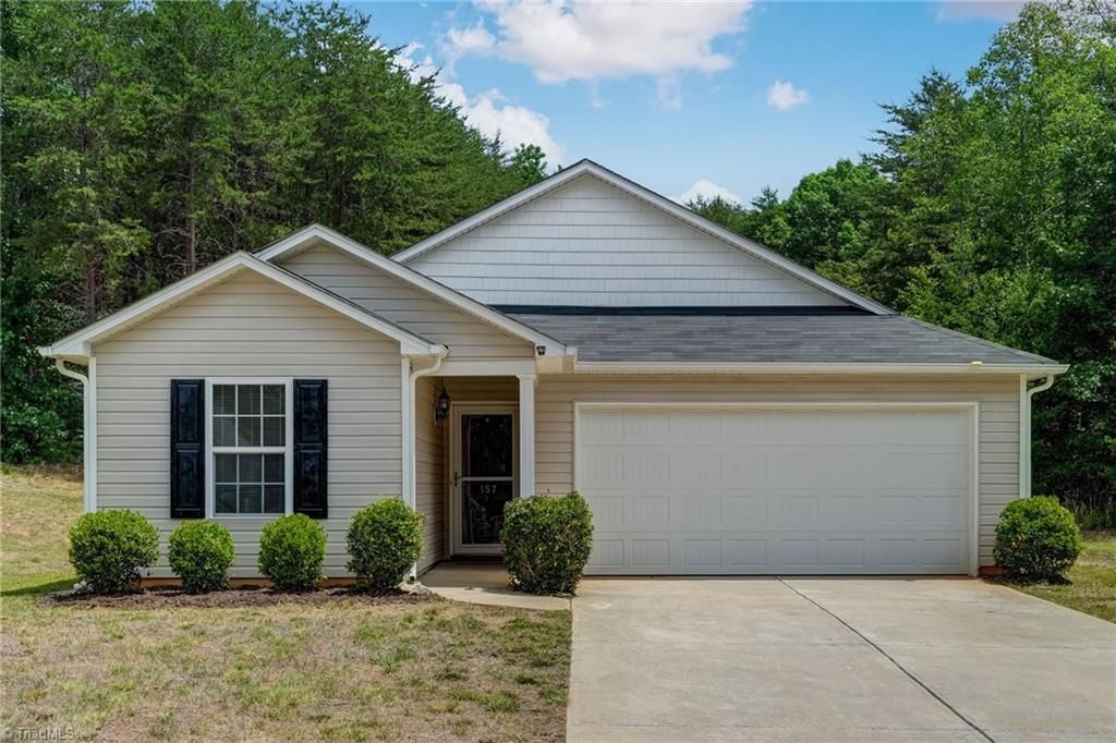 157 Delia Run, Madison, NC 27025