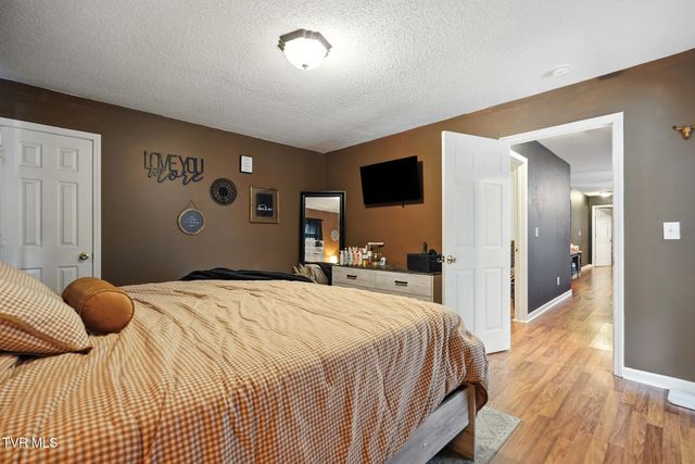 9639 Cumberland Road, Pound, VA 24279