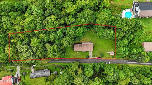 9639 Cumberland Road, Pound, VA 24279