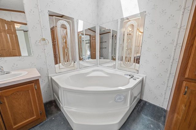 W8919 Ripley Road, Cambridge, WI 53523