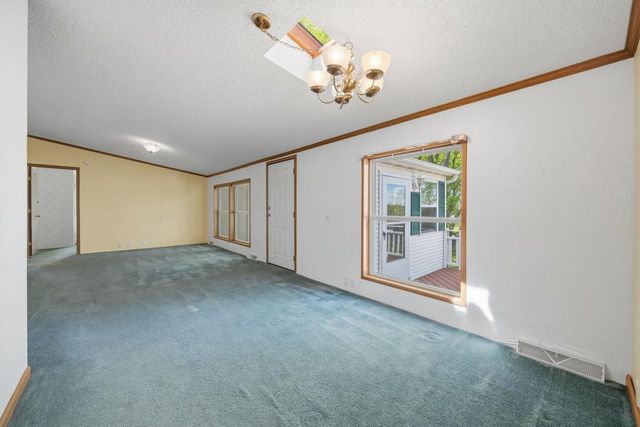 W8919 Ripley Road, Cambridge, WI 53523