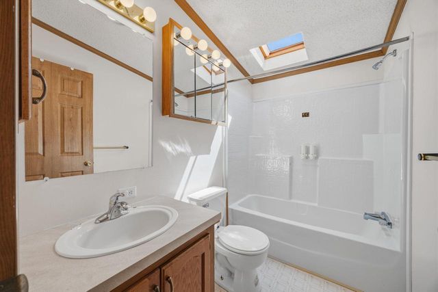 W8919 Ripley Road, Cambridge, WI 53523