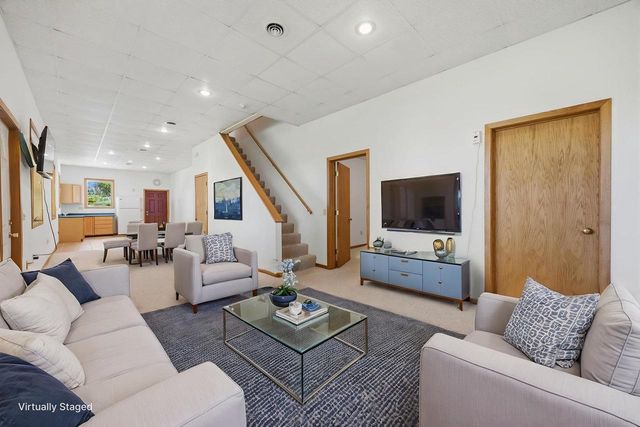 W8919 Ripley Road, Cambridge, WI 53523