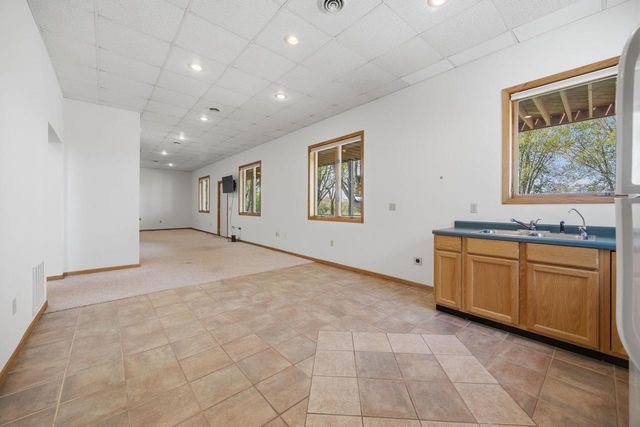W8919 Ripley Road, Cambridge, WI 53523