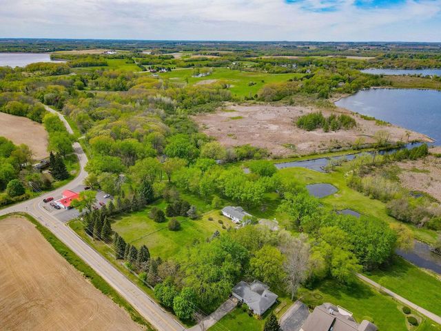 W8919 Ripley Road, Cambridge, WI 53523
