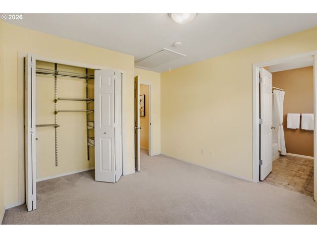 857 Ne CADEN Ave, Hillsboro, OR 97124