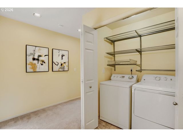 857 Ne CADEN Ave, Hillsboro, OR 97124