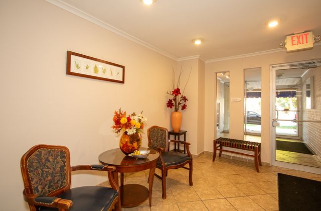 314 Lathrop Avenue 604, Forest Park, IL 60130