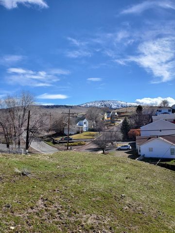 Old Fort Road 1,2,6, Klamath Falls, OR 97601