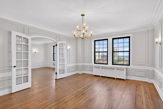 6901 S Oglesby Avenue 10A, Chicago, IL 60649