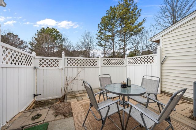 8013 River Water Court, Raleigh, NC 27616