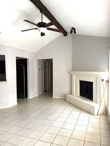 2425 Summer Place Drive, Arlington, TX 76014