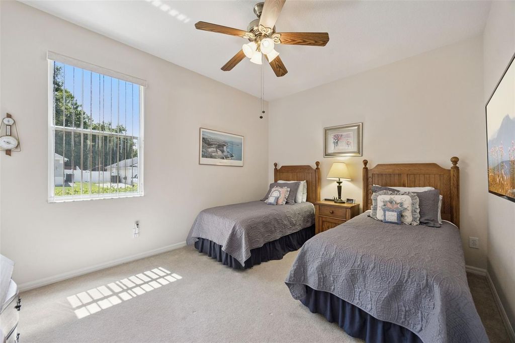 Image 33 of property listing at 2500 EMERALD TREE LANE, Apopka, FL 32712