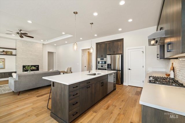 6638 S Capstone Ave, Meridian, ID 83642