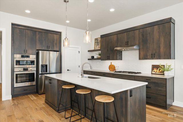 6638 S Capstone Ave, Meridian, ID 83642