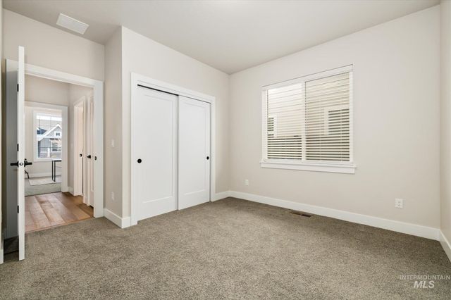 6638 S Capstone Ave, Meridian, ID 83642