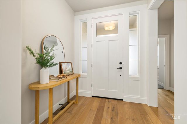 6638 S Capstone Ave, Meridian, ID 83642