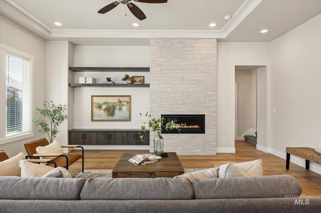 6638 S Capstone Ave, Meridian, ID 83642